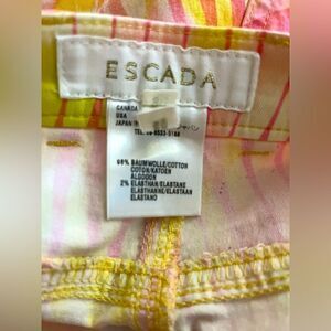 Escada Slim Fit Capri Good Gently Used Condition Size 36(IT) Small Stain Shown
